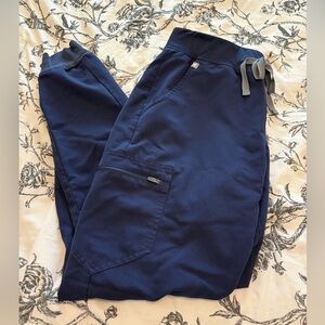 💙 Figs Zamora jogger scrubs 💙
